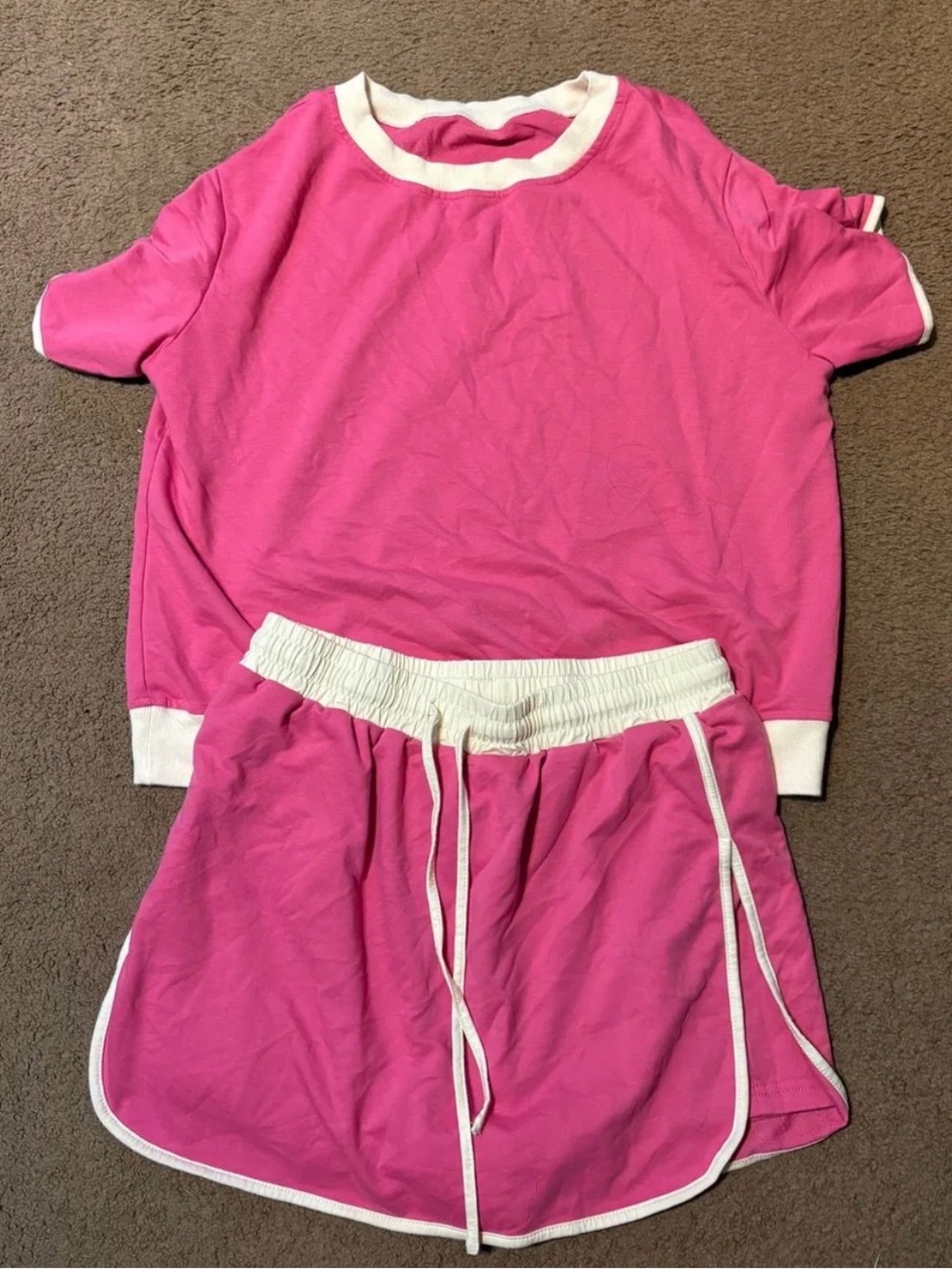 Women’s Pink 2-Piece Tennis Set with Cream Trim